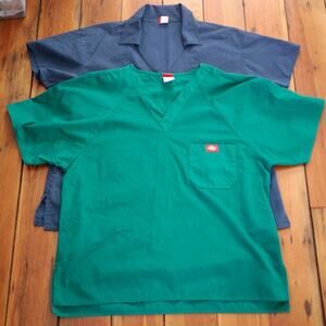 Lot of 2 DICKIES Navy Blue Green V-Neck Nurse Doctor Scrubs Tops Womens M-L